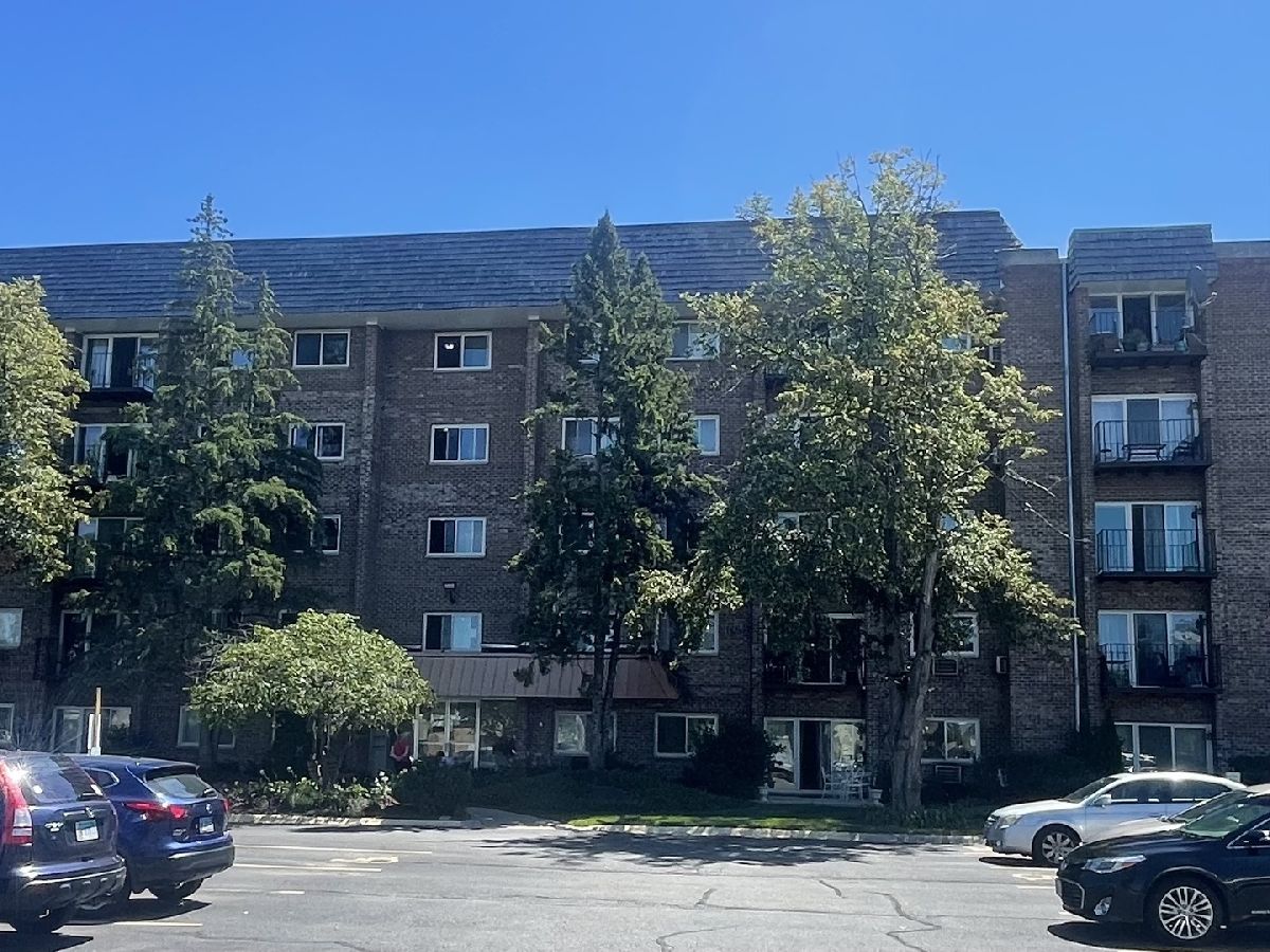 Condominiums Sold Regency Condominiums Glenview Illinois, 10353 Dearlove