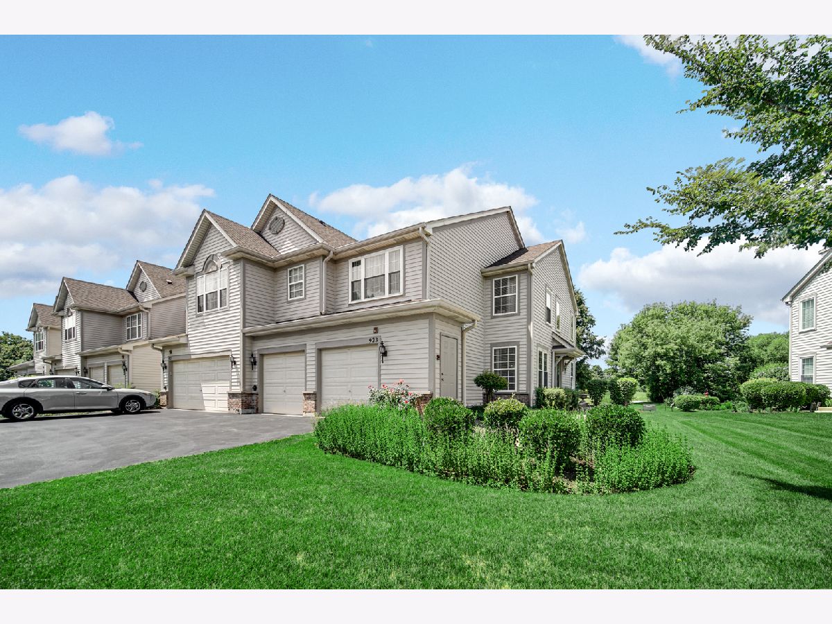 For Sale Lake Zurich Illinois, 923 March Street