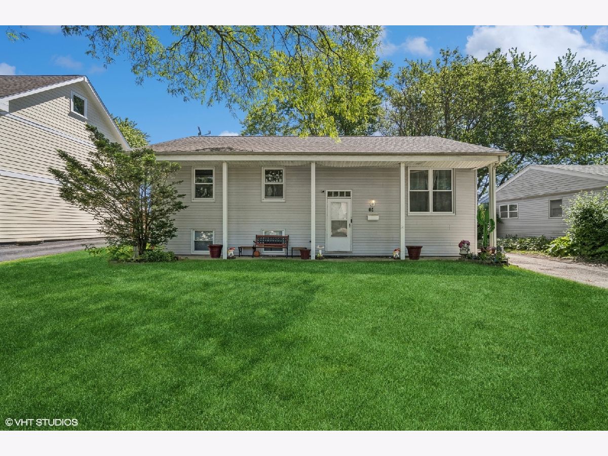 Homes Sold Hollywood Ridge Wheeling Illinois, 61 Redwood