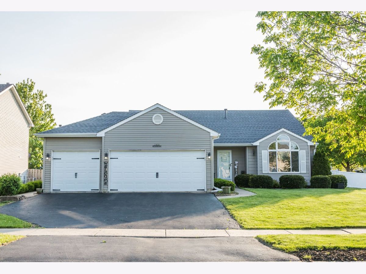 Homes Sold Aspen Meadows Plainfield Illinois, 2305 Red Hawk