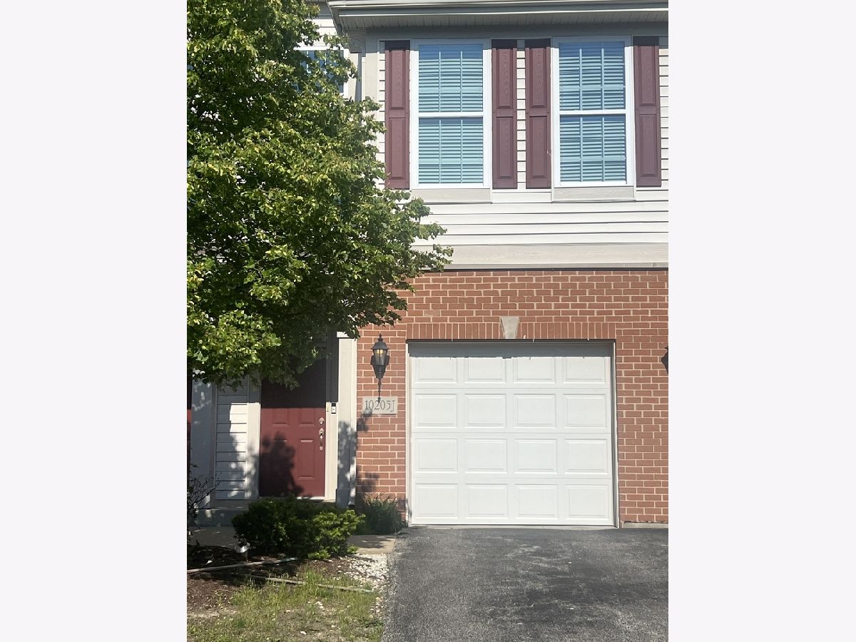 Townhomes & Condos Sold Bridgeview Place Bridgeview Illinois, 10205 Mulberry