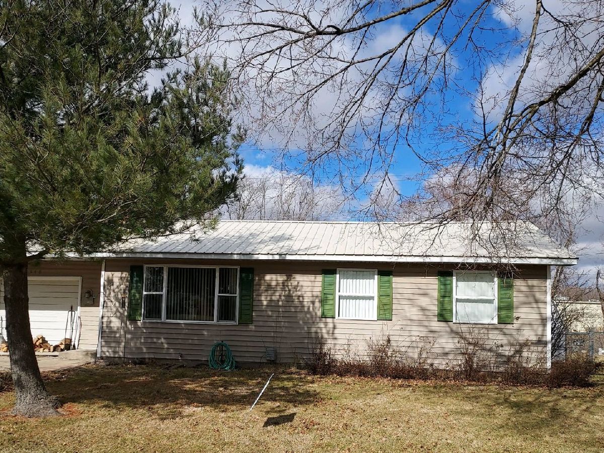 Homes Sold Southland Acres Tuscola Illinois, 548 Southland Circle