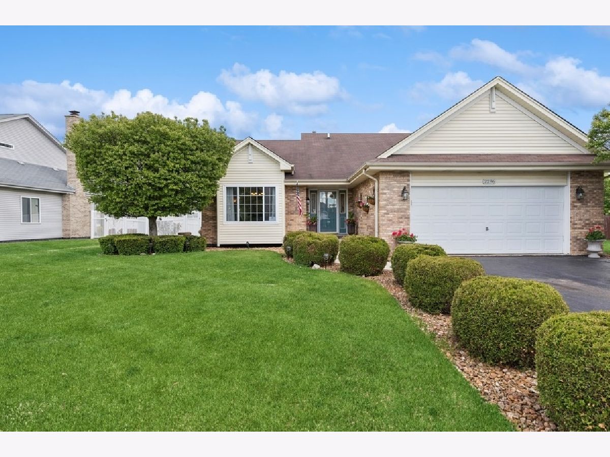 Homes Sold Laraway Ridge New Lenox Illinois, 2296 Foxwood