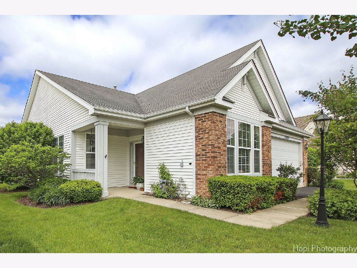 Homes & Townhomes & Condos Sold Carillon At Heatherstone Beach Park Illinois, 13195 Sheffield