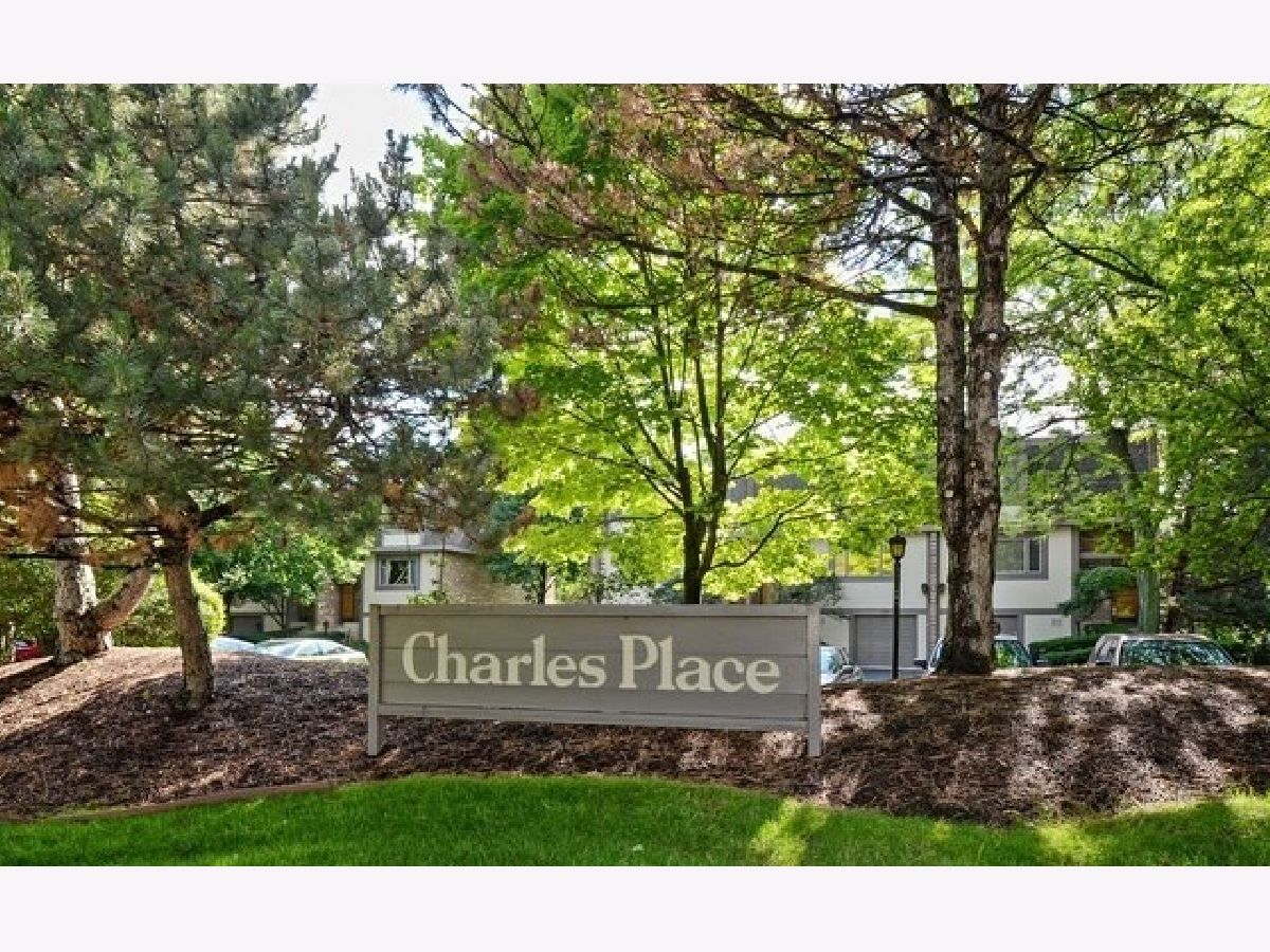 Townhomes Sold Charles Place Wilmette Illinois, 218 Charles