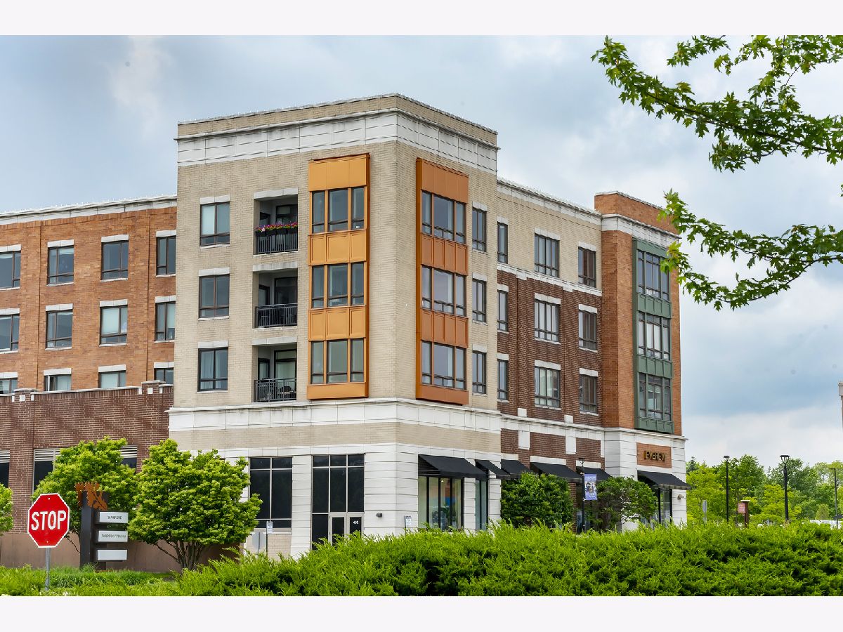 Condominiums Sold Burr Ridge Village Center Burr Ridge Illinois, 450 Village Center