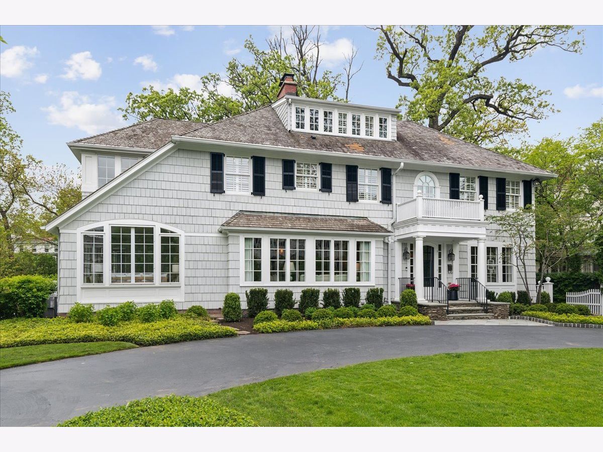 Homes & Condominiums Sold Hubbard Woods Winnetka Illinois, 680 Walden