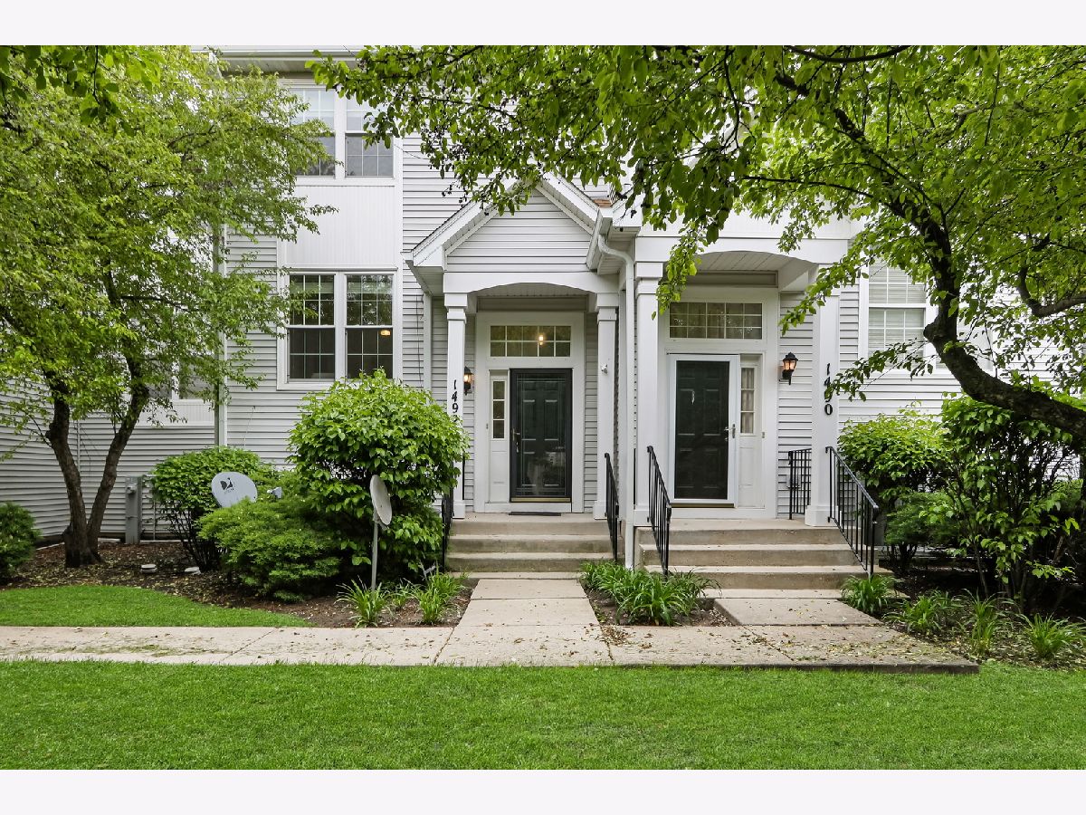 Townhomes & Homes Sold Greystone Gurnee Illinois, 1492 Saint James