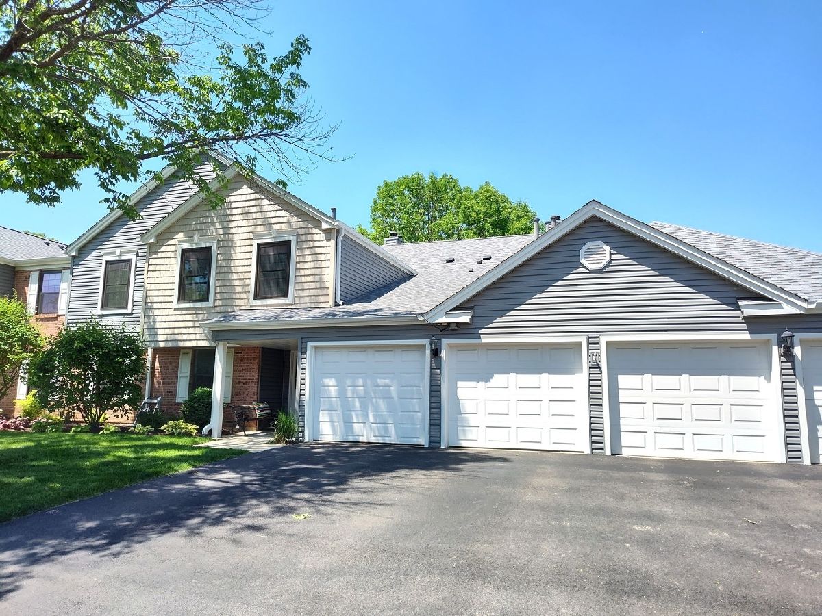 Condos & Townhomes Sold Highlake Winfield Illinois, 0N154 Windermere