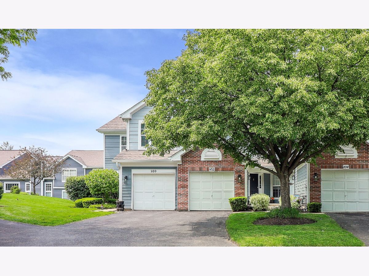 Townhomes & Condos Sold Wildwood Glen Glendale Heights Illinois, 1102 Camden
