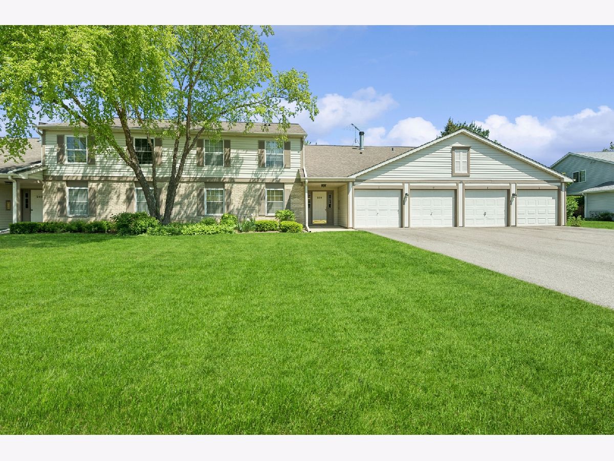 Condos & Townhomes Sold Crestview Estates Wauconda Illinois, 230 Wethington