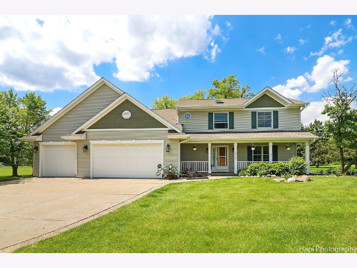Homes Sold English Prairie Spring Grove Illinois, 10111 Fox Bluff