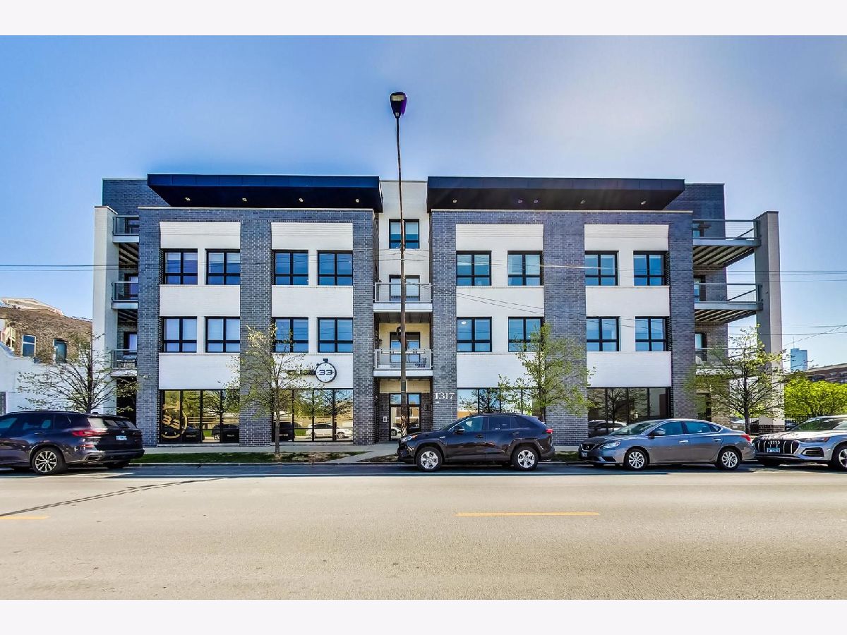 Condos & Townhomes & Homes Sold River North Chicago Illinois, 1317 Larrabee