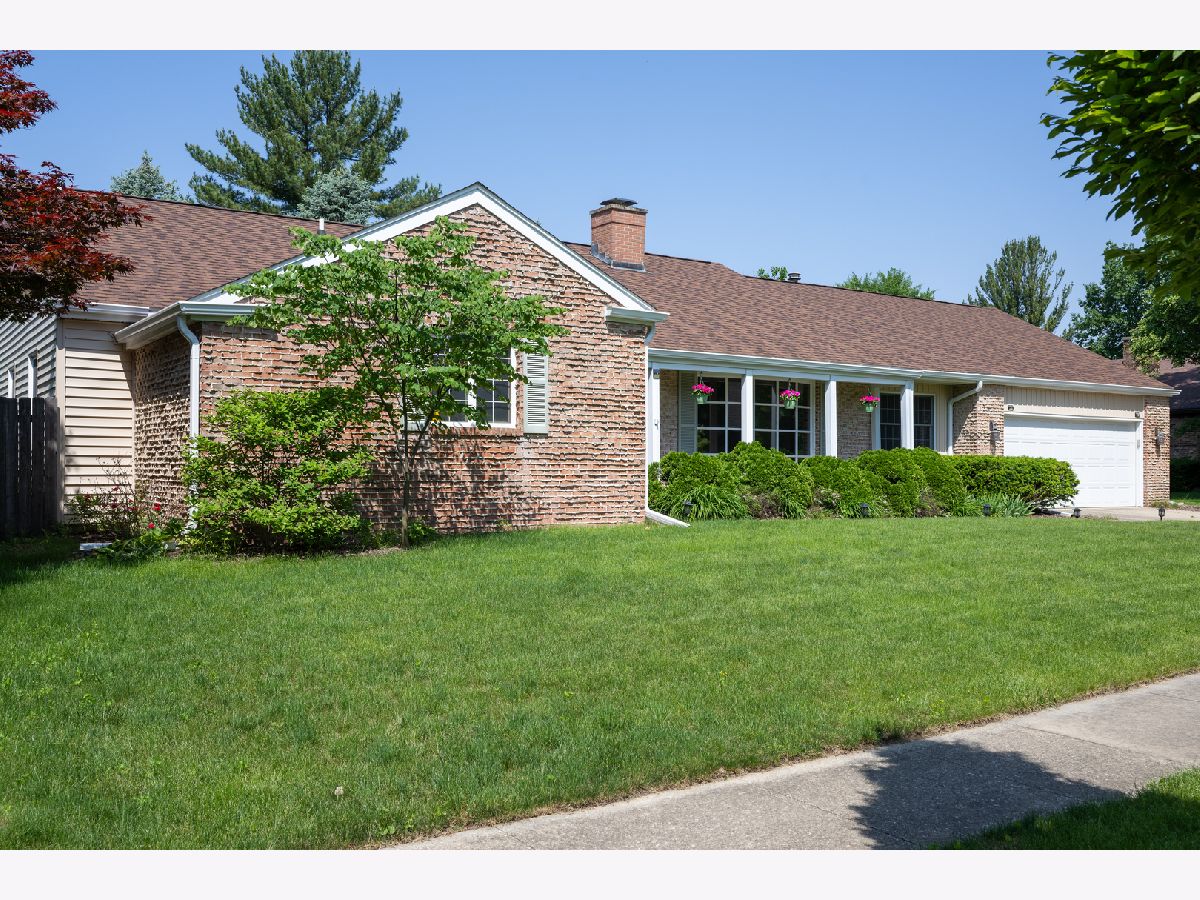 Homes & Condominiums Sold Devonshire Champaign Illinois, 2307 Noel