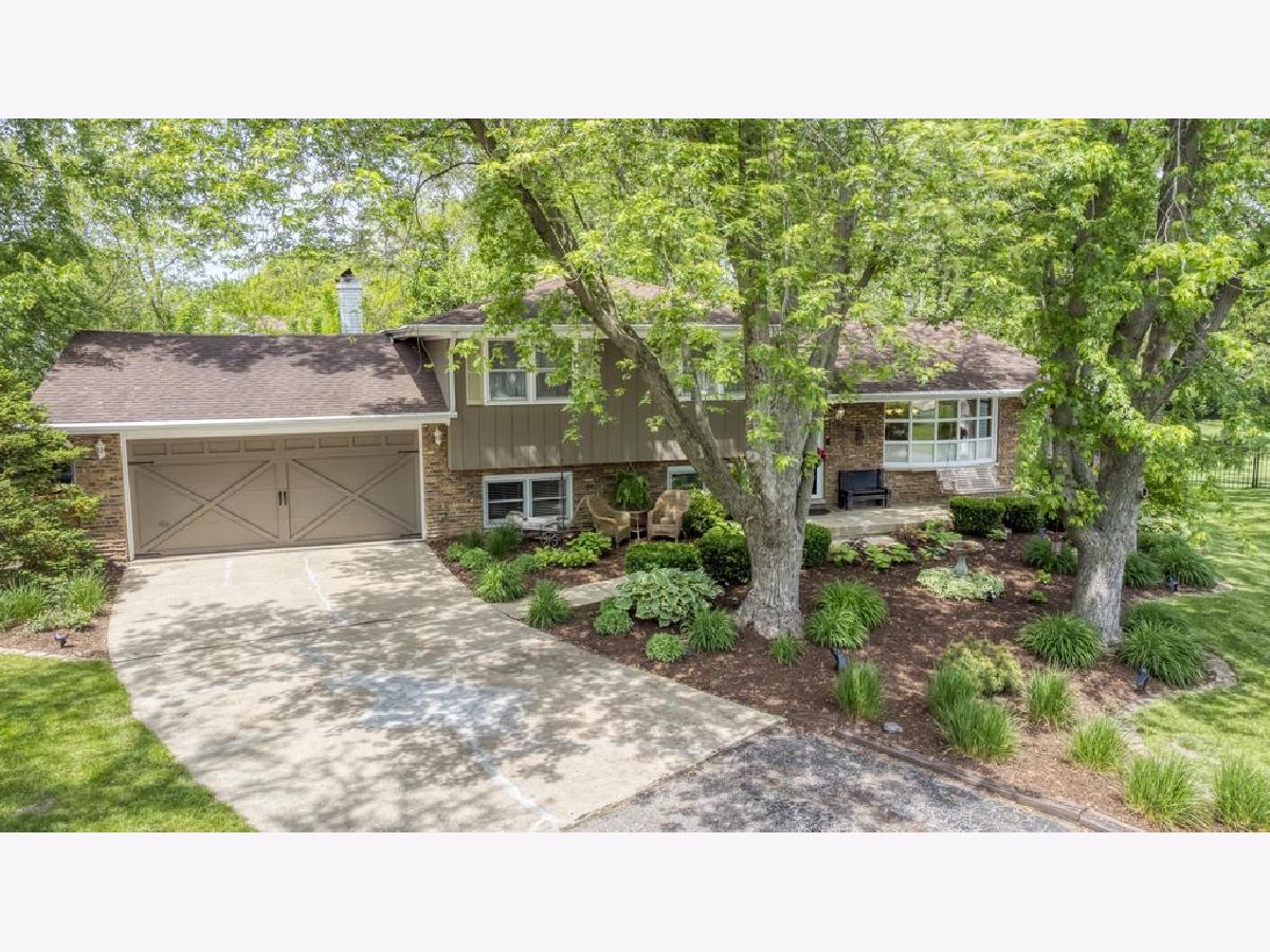 Homes Sold Robin Hill Shorewood Illinois, 1104 Hummingbird