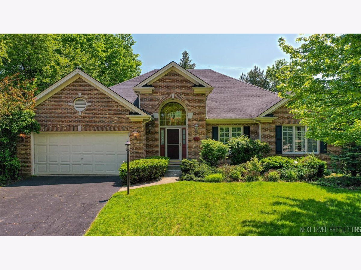 Homes Sold Hampton Hills West Chicago Illinois, 611 Highgate