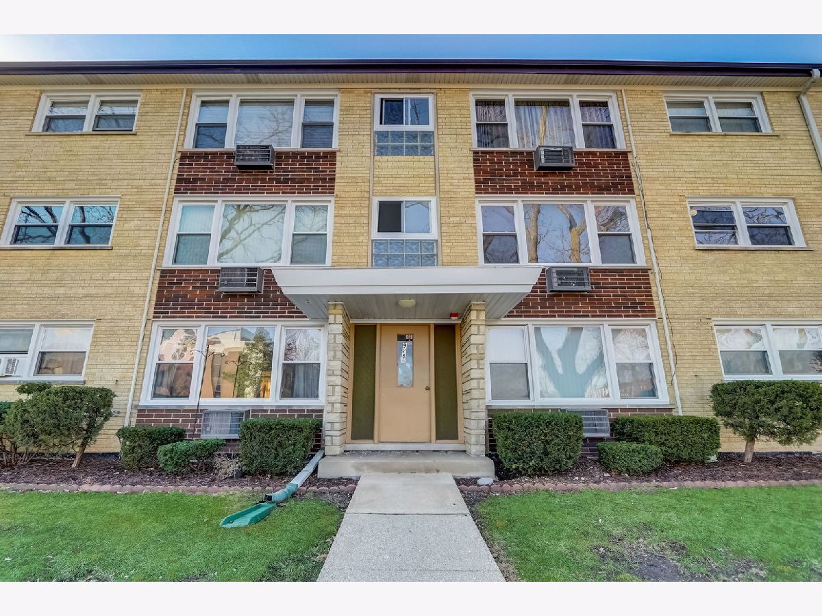 Condos & Townhomes Sold Noel Manor Des Plaines Illinois, 9285 Noel