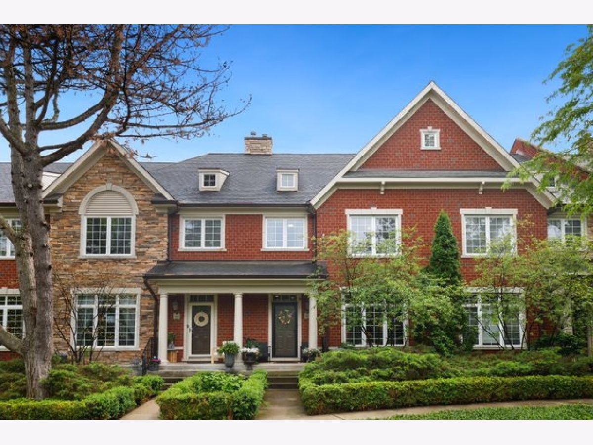 Townhomes Sold Linden Tree Glenview Illinois, 4215 Linden Tree