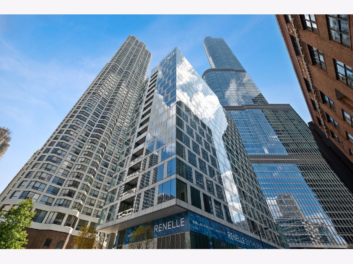 Condos & Townhomes Rented Renelle On The River Chicago Illinois, 403 Wabash