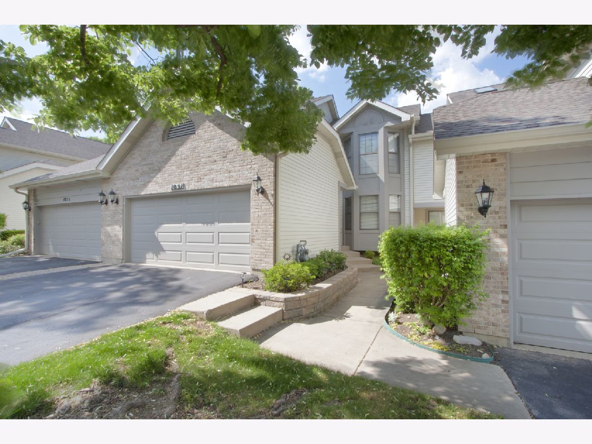 Townhomes Sold Auburn Woods Palatine Illinois, 1051 Auburn Woods