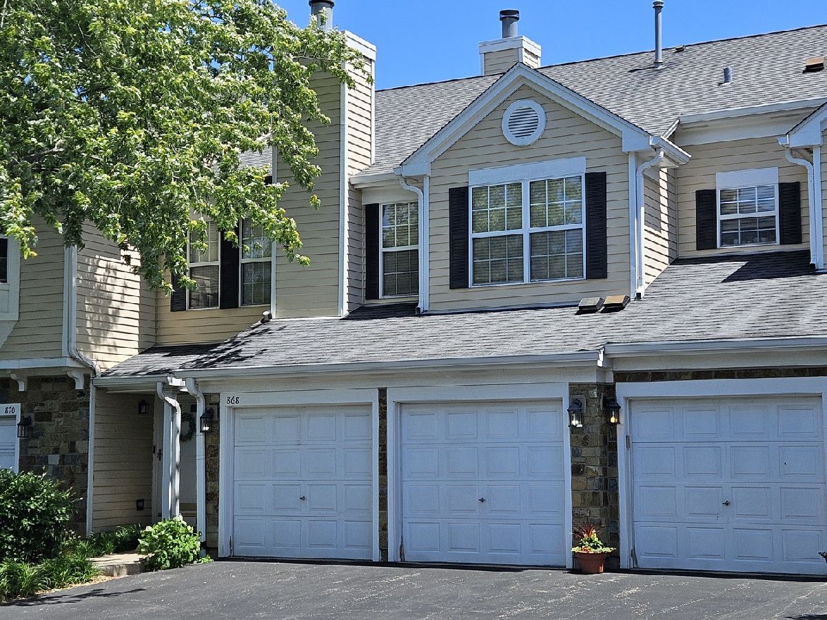 Townhomes & Condos Sold Carriages Of Grosse Pointe Vernon Hills Illinois, 868 Sparta