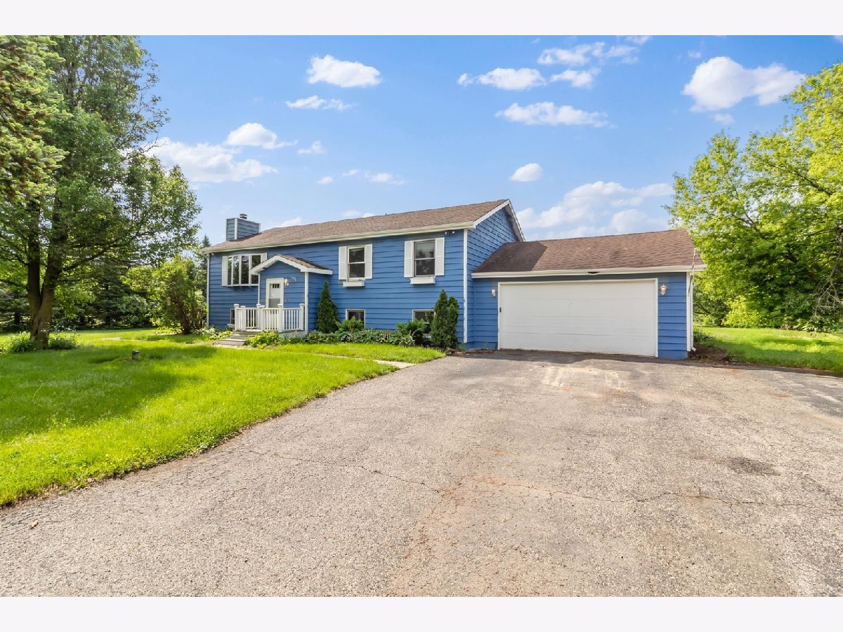 Homes Sold English Prairie Spring Grove Illinois, 1605 English Prairie