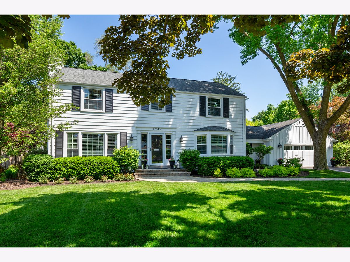 Homes Sold Highlands Northbrook Illinois, 2244 Crabtree