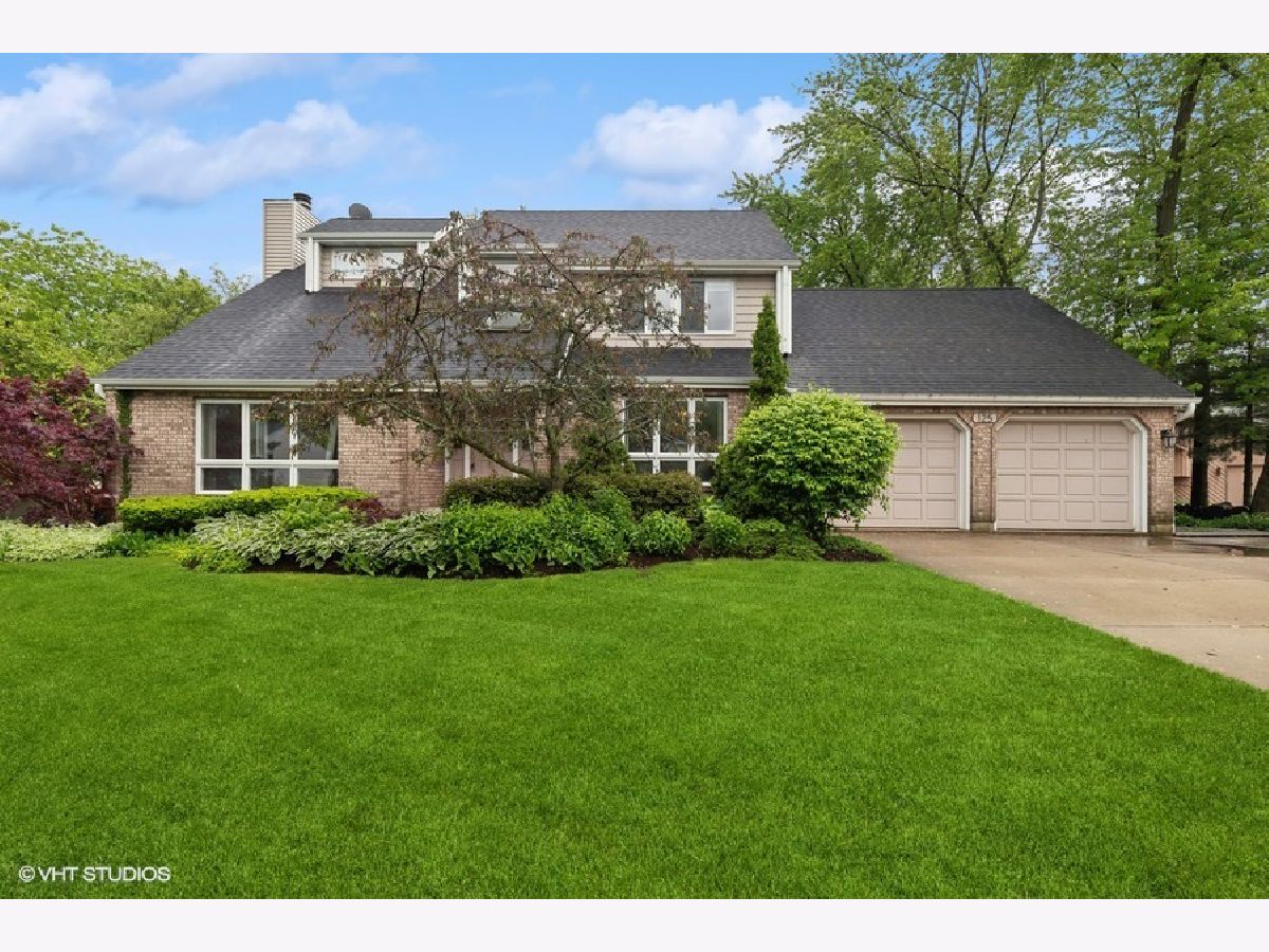 Homes Sold Mallard Ridge Lindenhurst Illinois, 125 Robincrest
