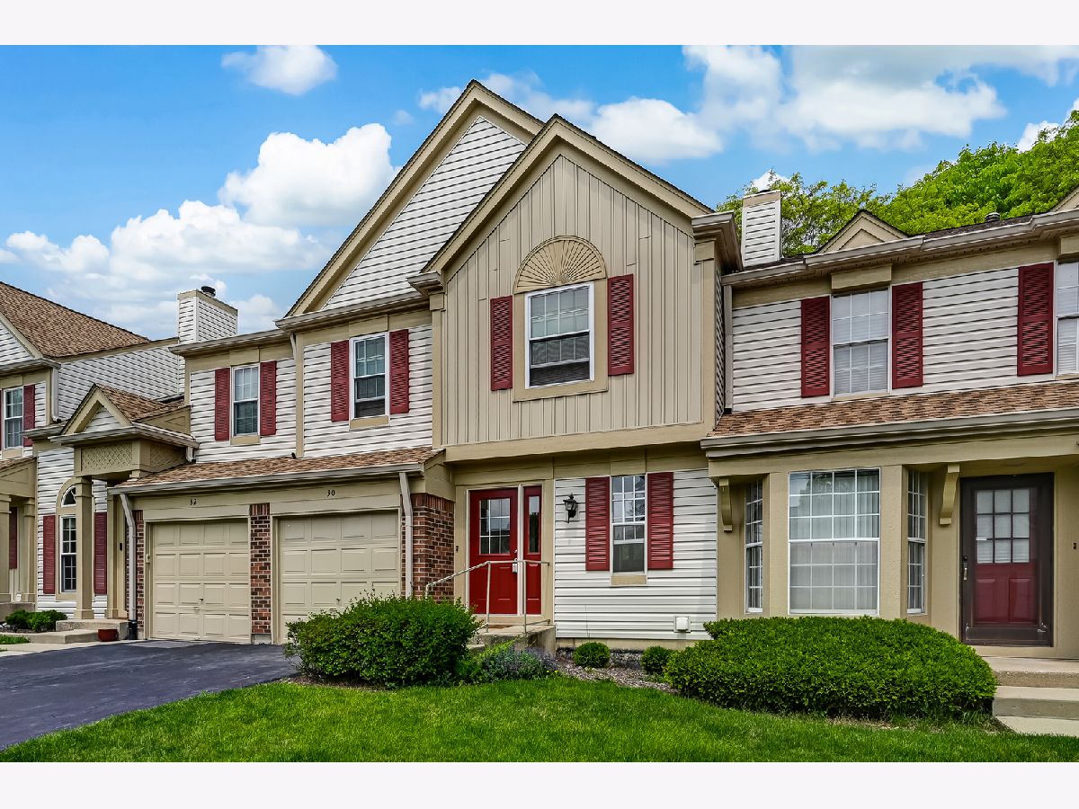 Townhomes Rented Orchard Gate Westmont Illinois, 30 Peach Tree