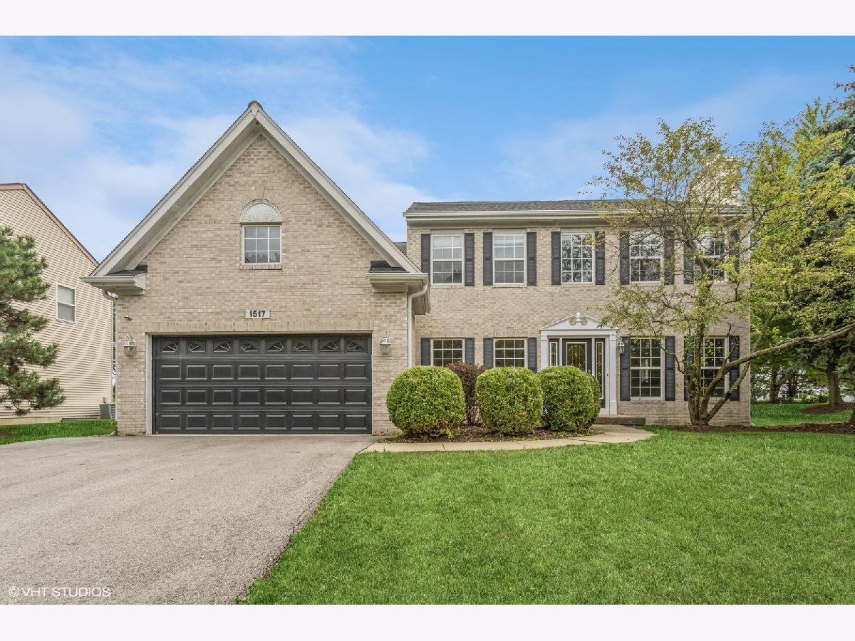 Homes Sold Somerfield Bolingbrook Illinois, 1517 Somerfield