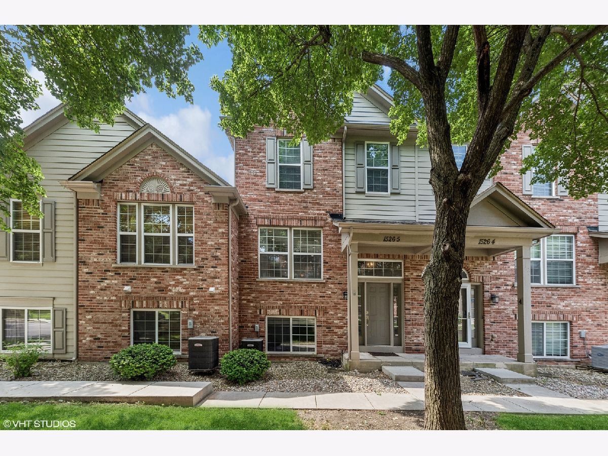Townhomes Sold Bristol Park Wood Dale Illinois, 1526 Bristol