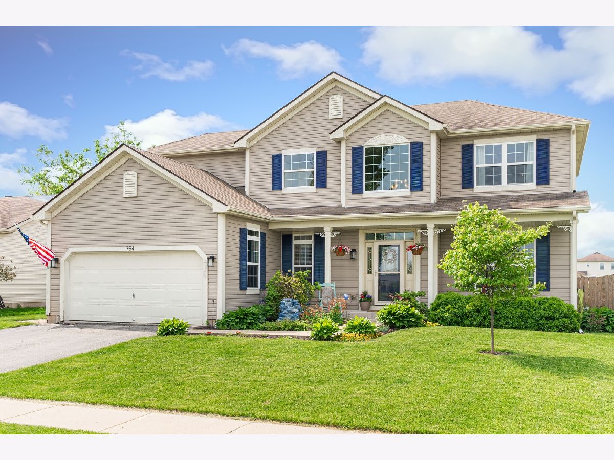 Homes Sold Prairie Springs Malta Illinois, 754 Prairie Pond