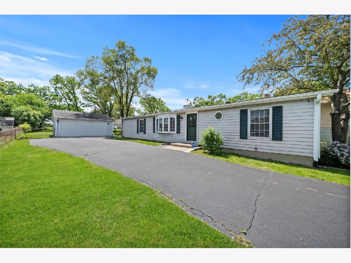  Sold Park City Illinois, 471 Devonshire