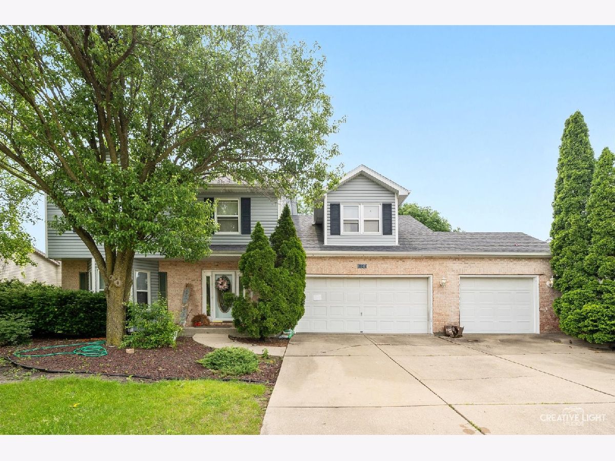 Homes Sold Brighton Lakes Plainfield Illinois, 1606 Brighton