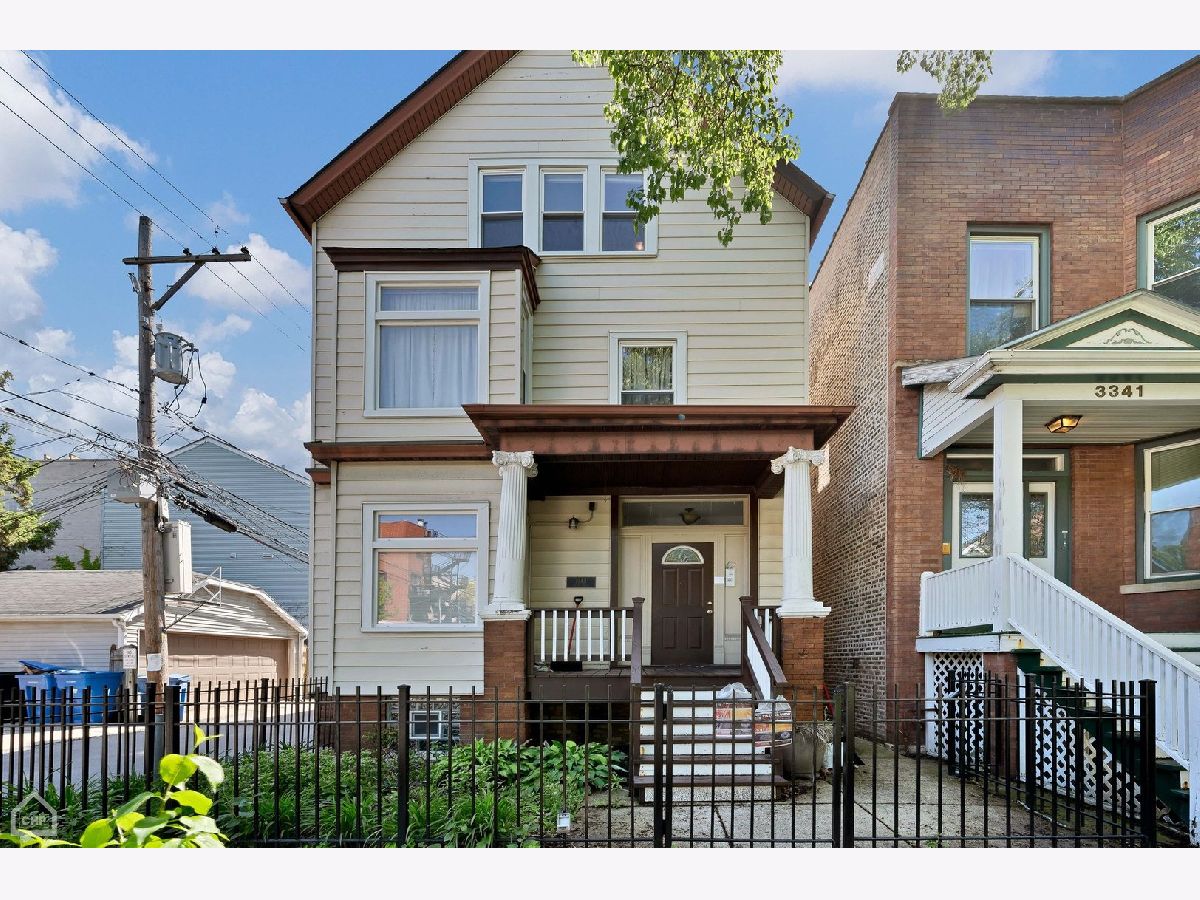 Townhomes & Condos & Homes Rented Roscoe Village/lakeview Chicago Illinois, 3343 Bell