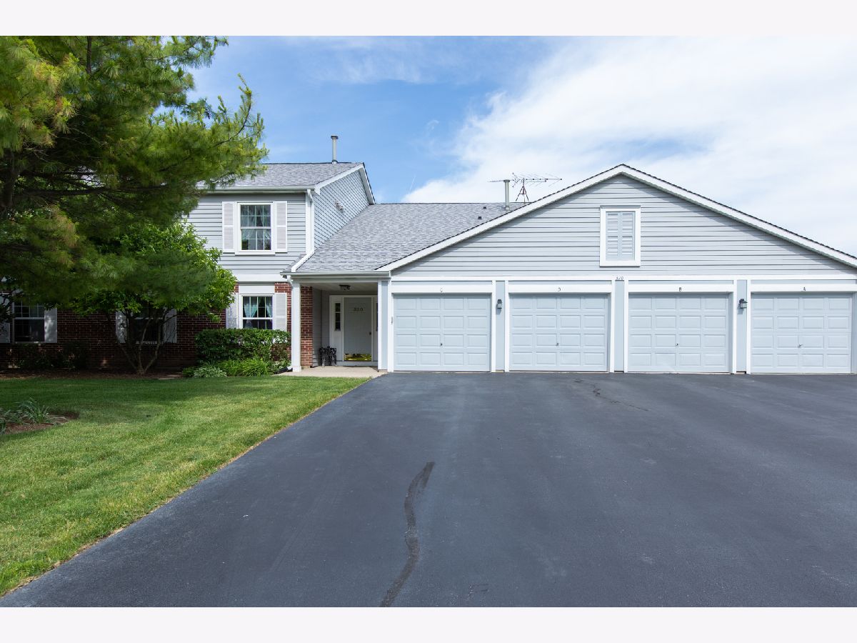 Condos & Townhomes Sold Crestview Estates Wauconda Illinois, 320 Wethington