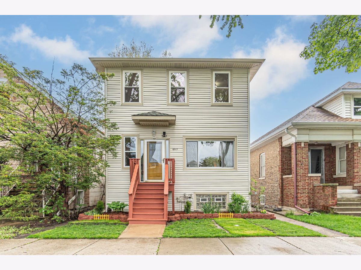Homes & Condominiums Sold North Mayfair Chicago Illinois