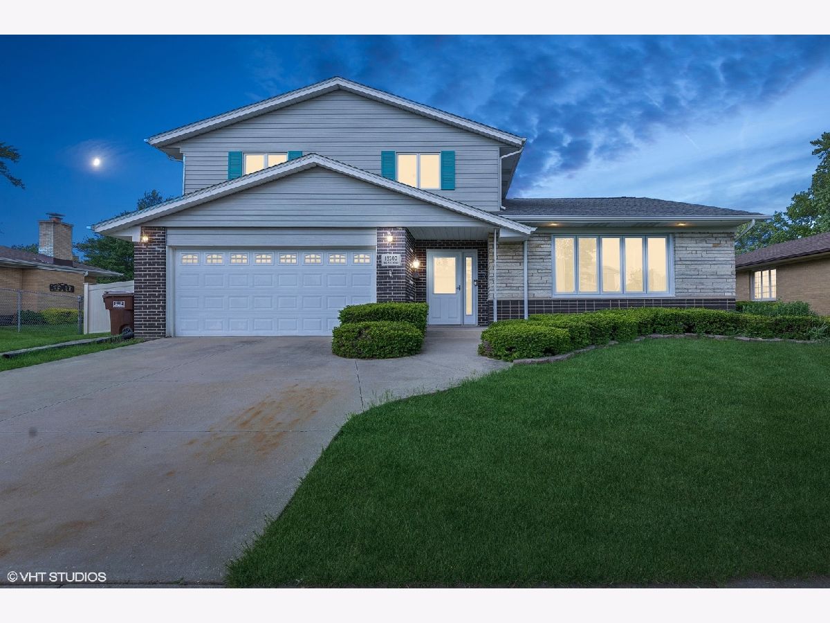 Homes Sold Forestview Hills Oak Forest Illinois, 15300 Walnut