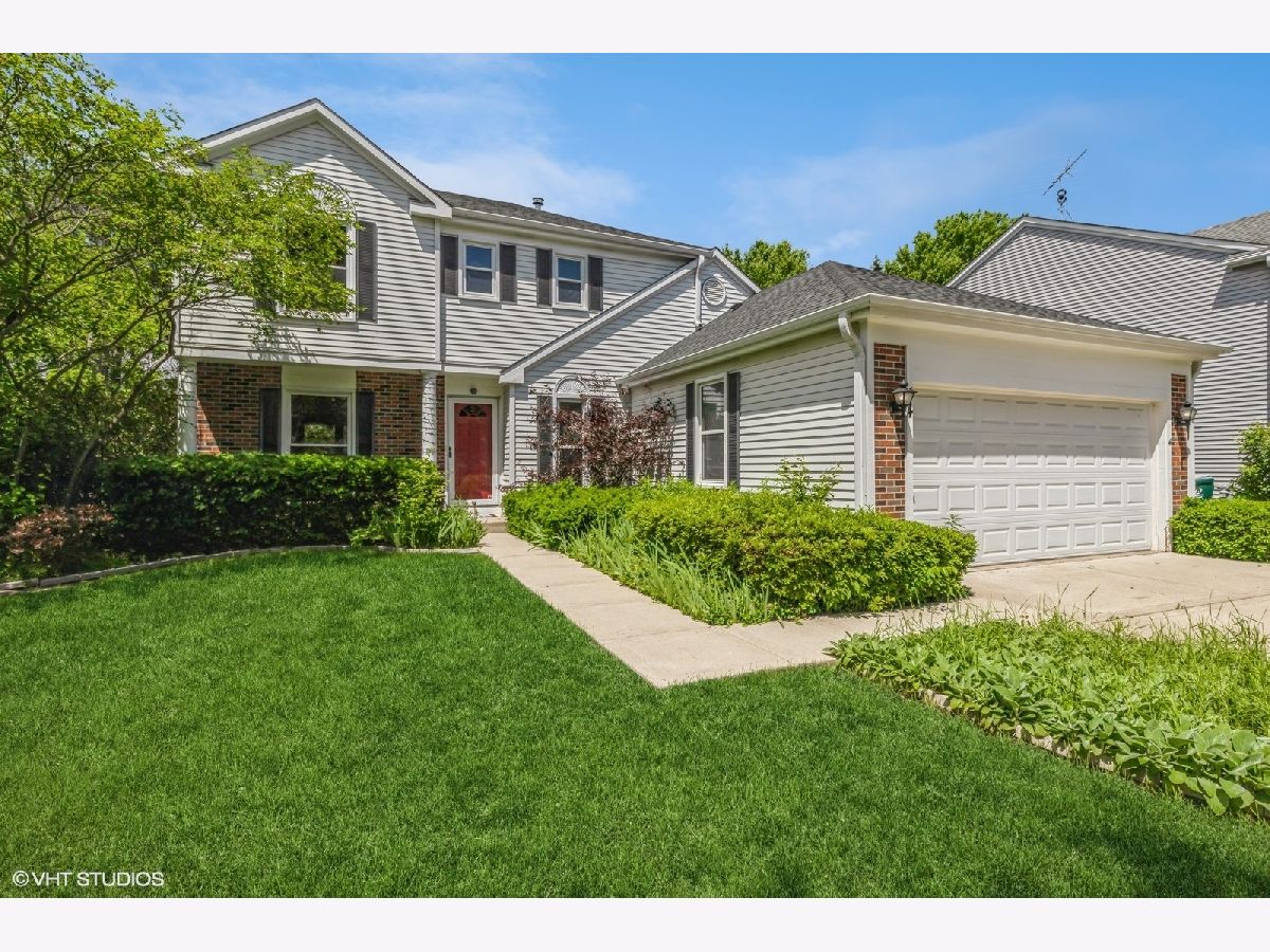 Homes & Condos & Townhomes Sold Grosse Pointe Village Vernon Hills Illinois, 54 Royal Oak