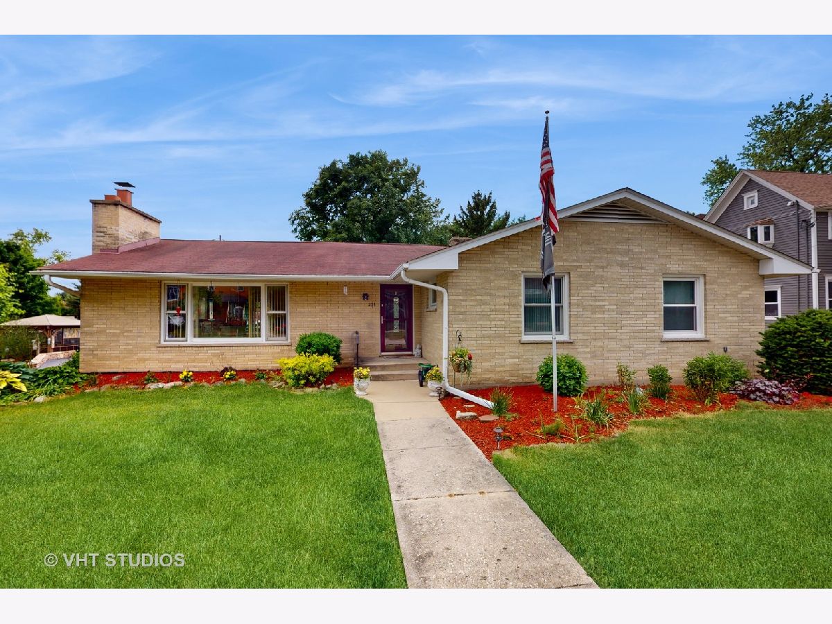  Sold Burlington Illinois, 254 Main