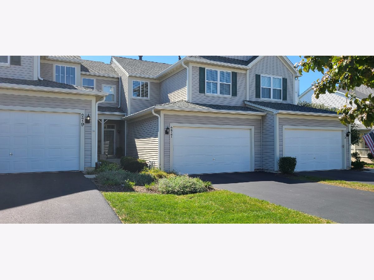 Townhomes & Condos & Homes Rented Harvest Hills St Charles Illinois, 279 Grand Ridge