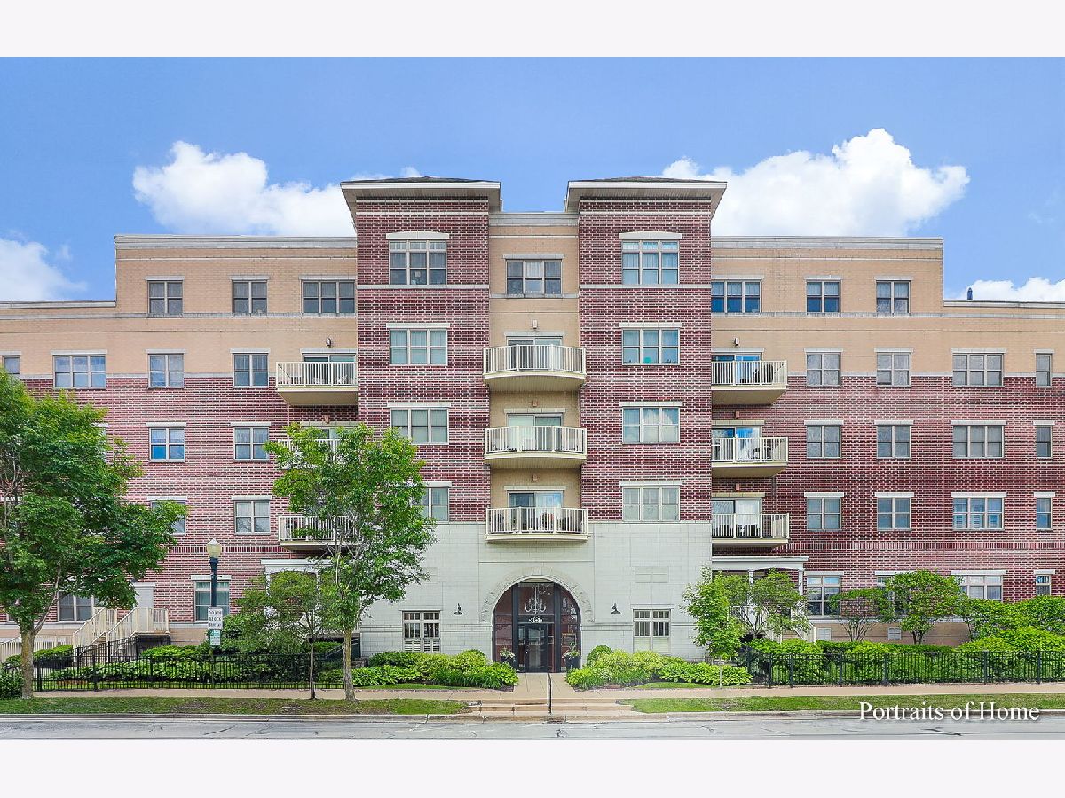 Condominiums Sold Station Crossing Downers Grove Illinois, 965 Rogers