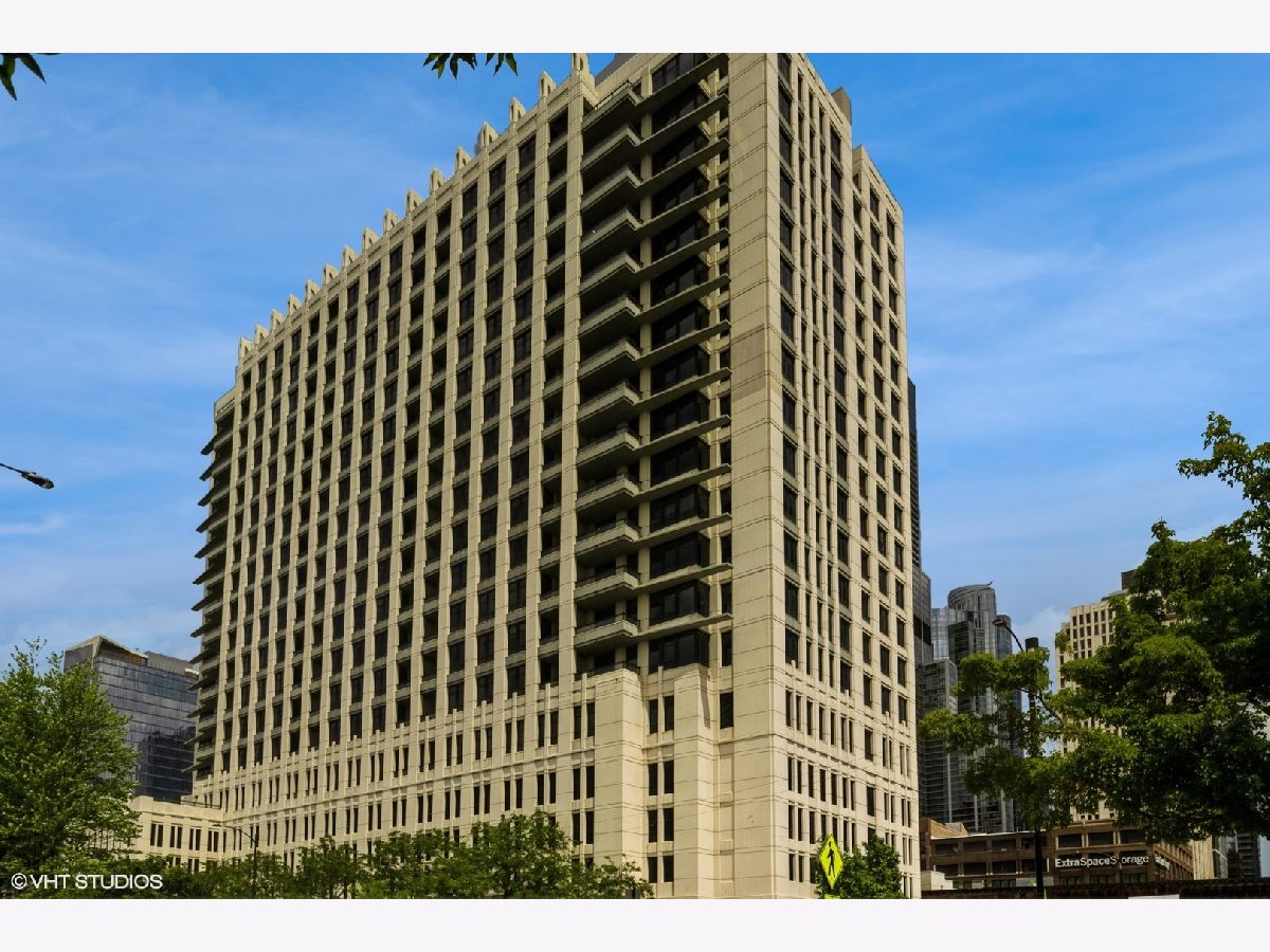 Condominiums Sold Vision On State Chicago Illinois, 1255 State