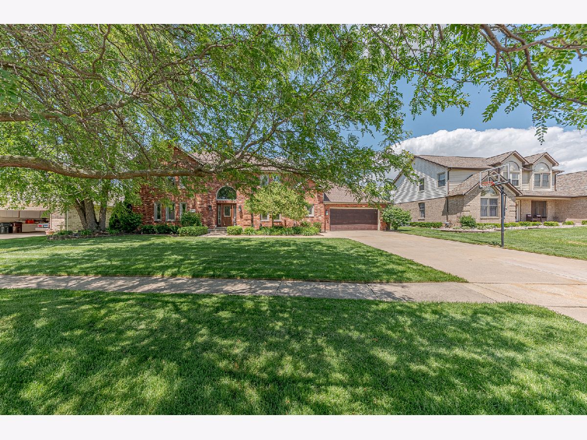 Homes Sold Countryview Estates Mokena Illinois, 11358 Hummingbird