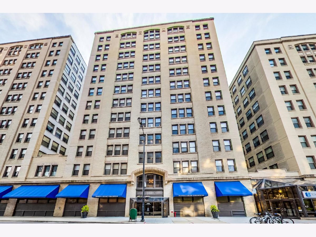Condominiums Sold Printers Square Chicago Illinois, 740 Federal