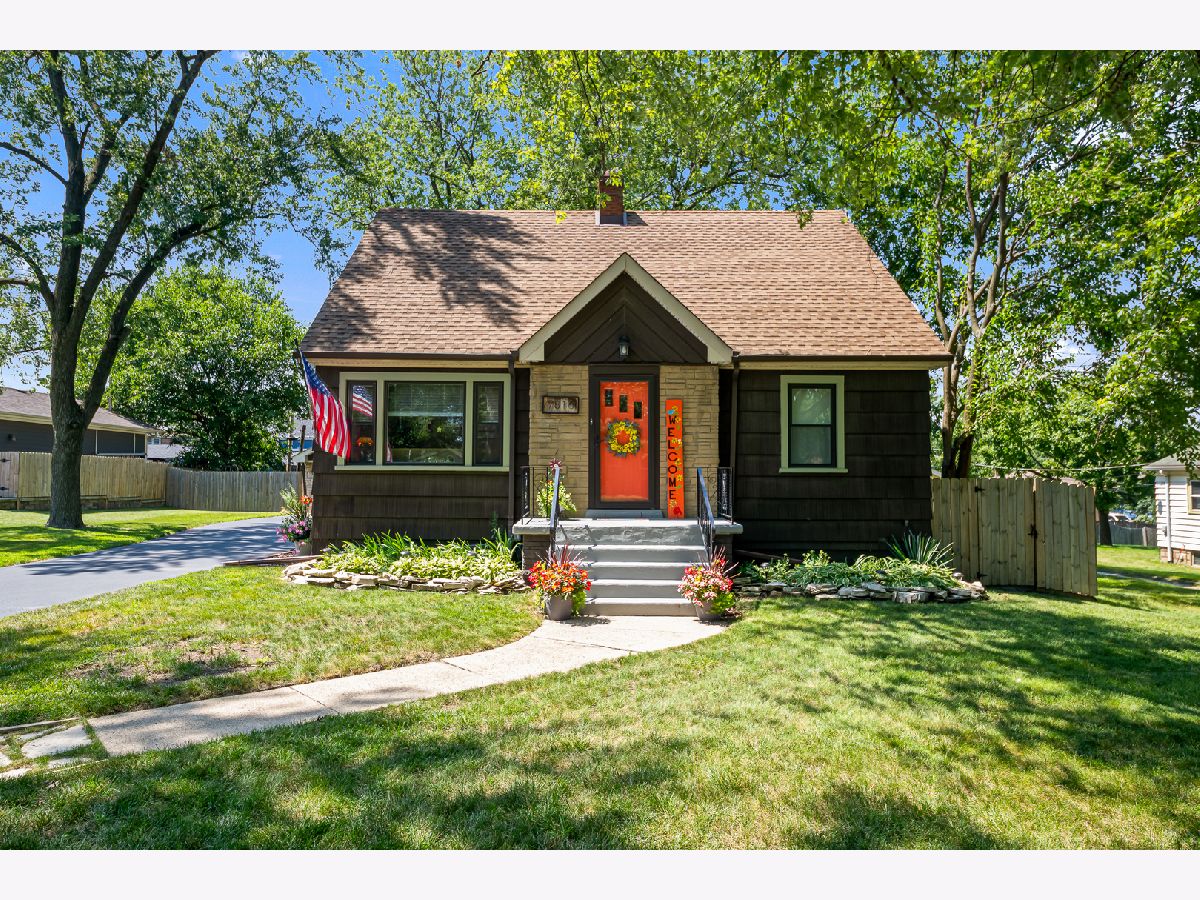  For Sale Justice Illinois, 7816 Blazer Avenue