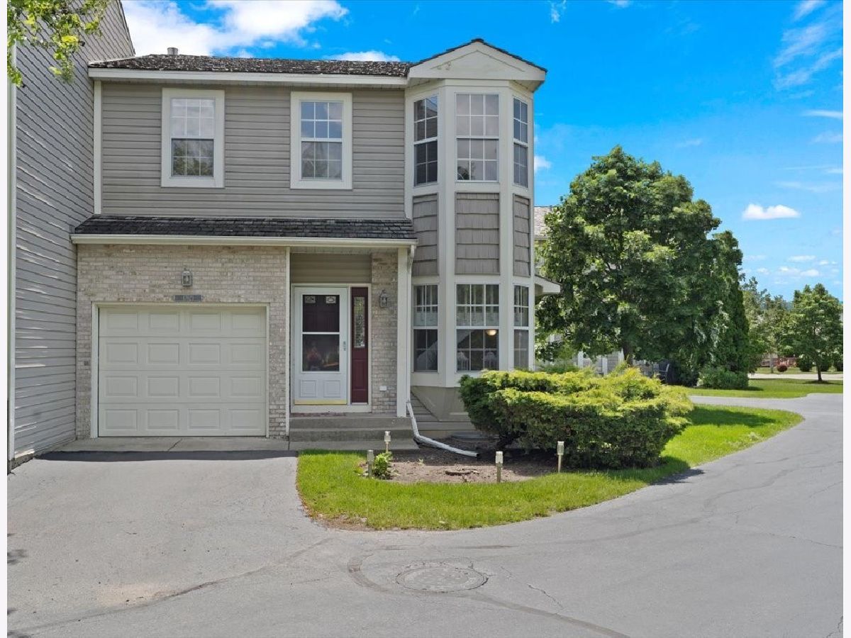 Homes & Townhomes & Condos Sold Country Towne Gurnee Illinois, 17621 Horseshoe