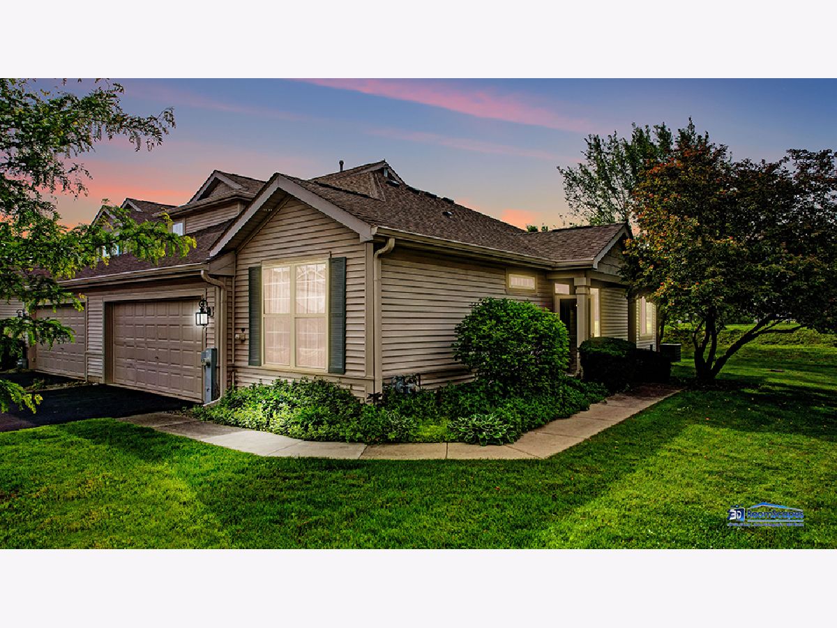 Townhomes Sold Woodland Green Fox Lake Illinois, 6409 Cherrywood