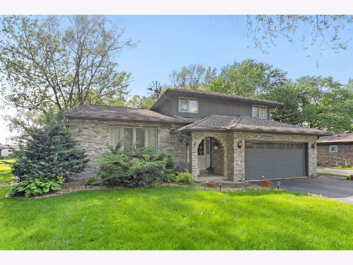  Sold East Hazel Crest Illinois, 17320 Laflin