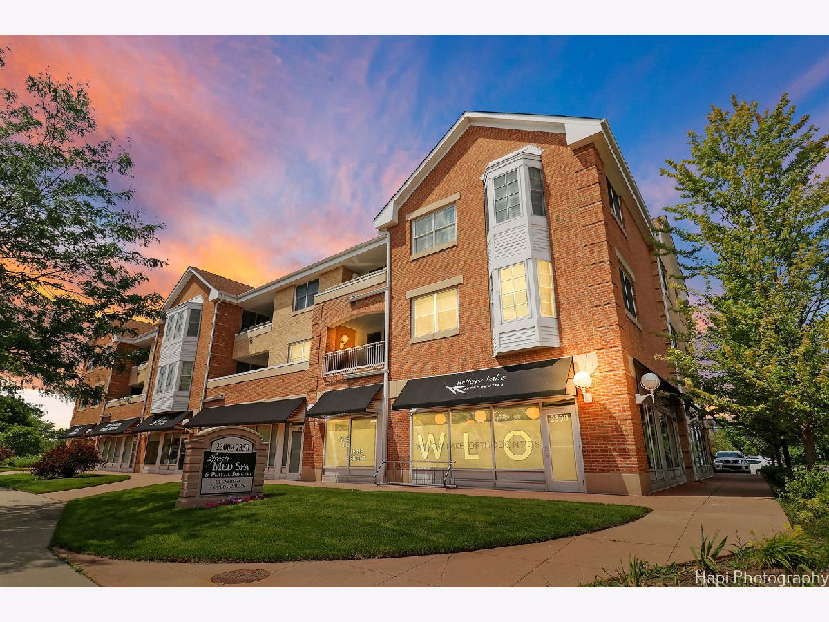 Condominiums Sold Glen Shore Condominium Glenview Illinois, 2300 Chestnut
